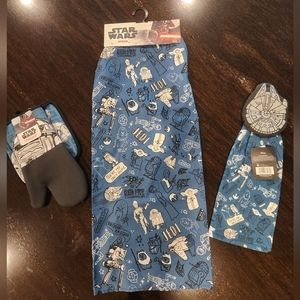 Star Wars Disney Apron, Oven Mitt, and Kitchen Towel Set ♥
